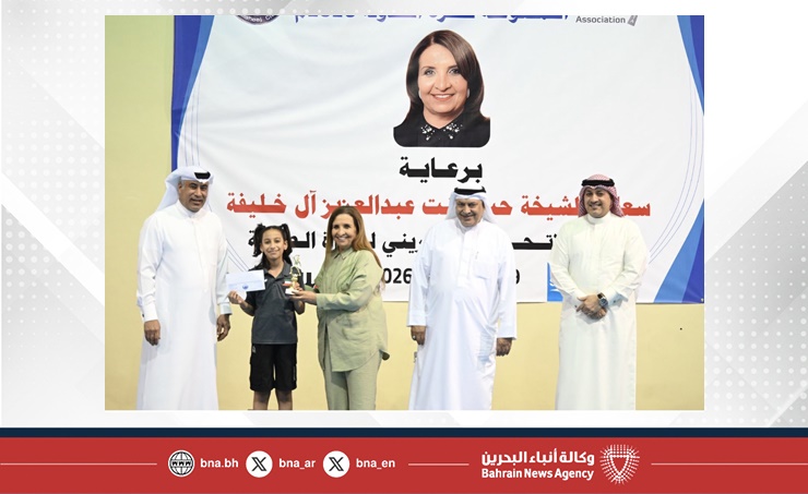 رئيس الإتحاد البحريني لكرة الطاولة تتوج الفائزين ببطولة نادي سماهيج المفتوحة